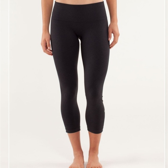 Lululemon Ebb And Flow Crop - Picture 3 of 7